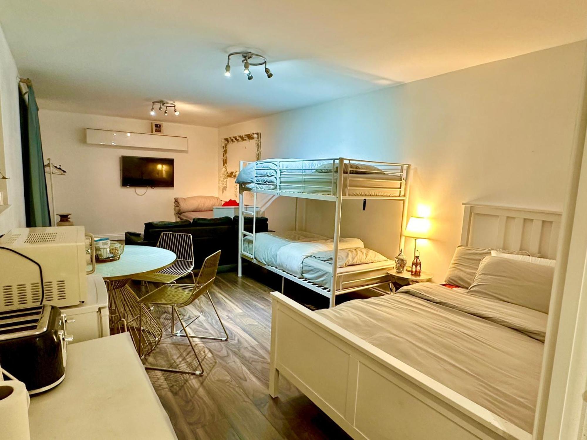 Cozy Garden Flat In Holiday home